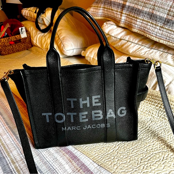 Marc Jacobs The Tote Bag Medium Size  💯 Authentic Full Grain Leather - Picture 3 of 16
